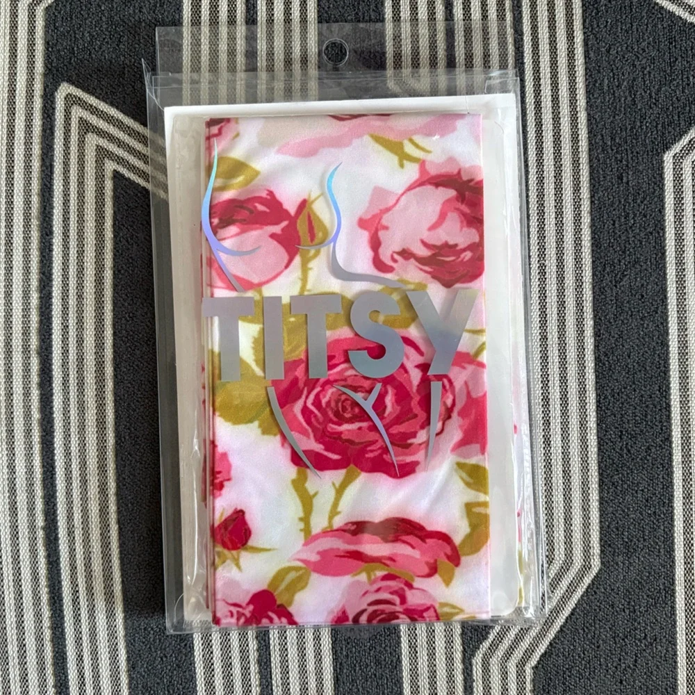 AKIRA Titsy Floral Rose Opaque Tights